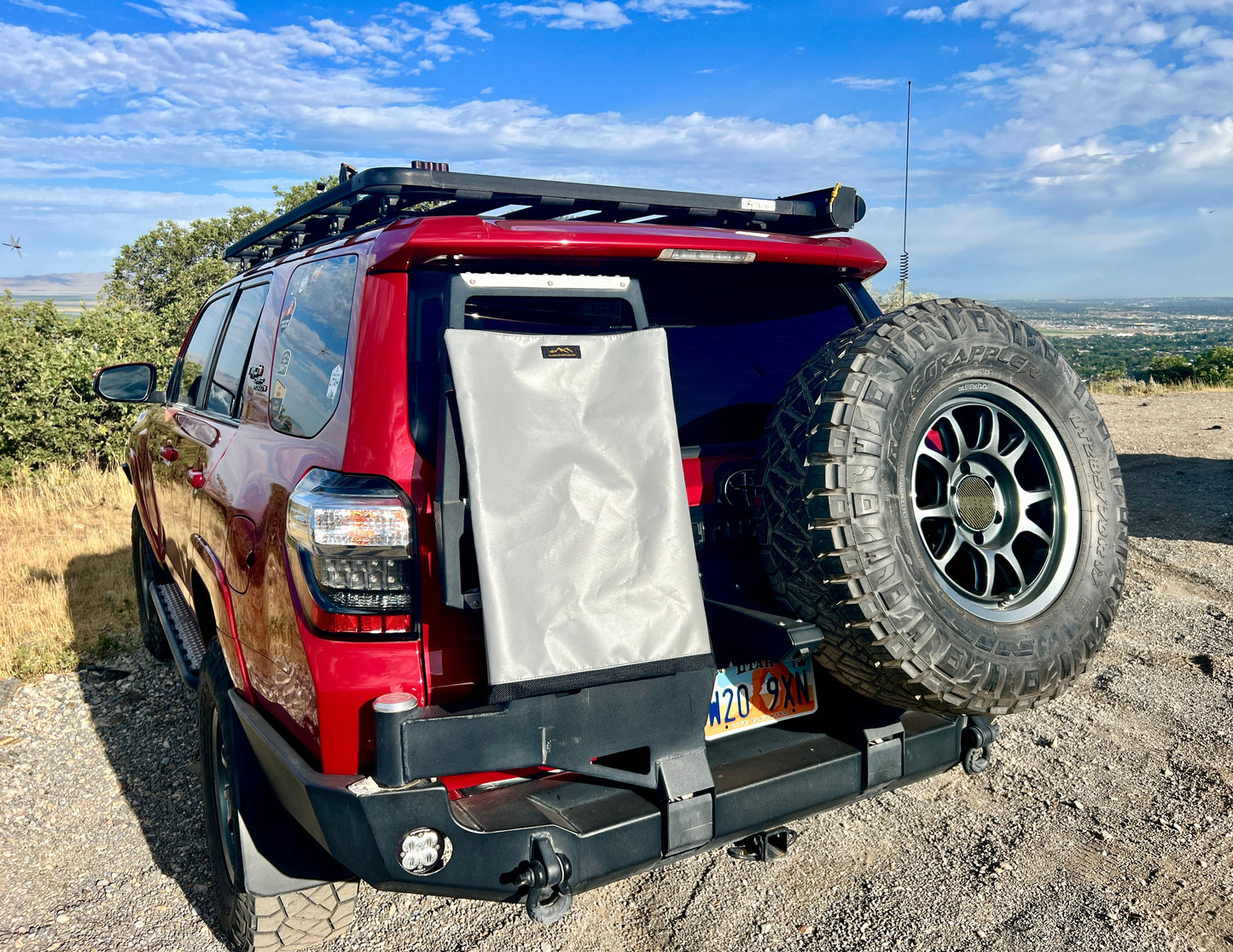 Ladder Trash Bag for Van & Vehicle Rear Ladders - 24 Inch