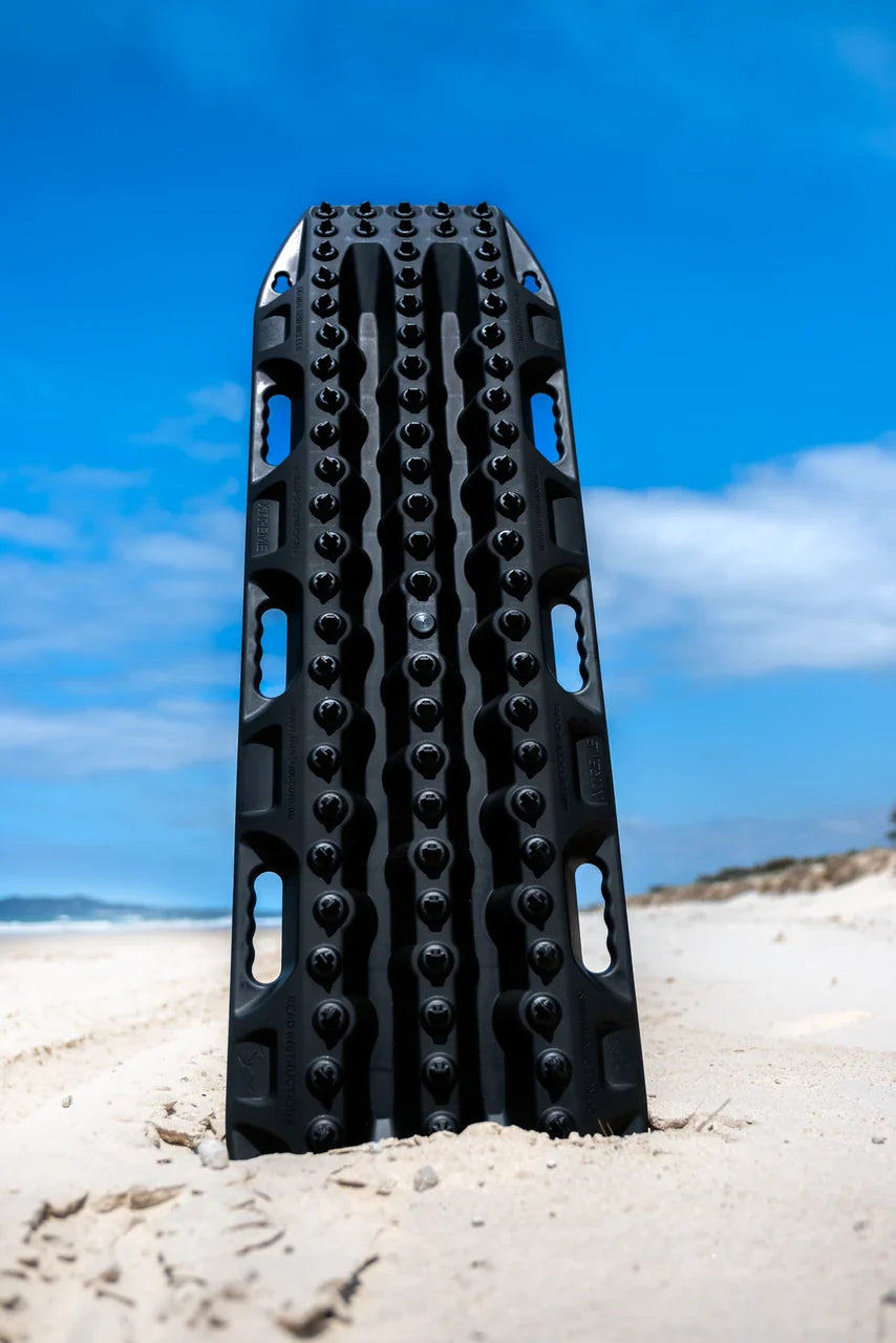 MaxTrax Xtreme Traction Boards, Pair (Black)