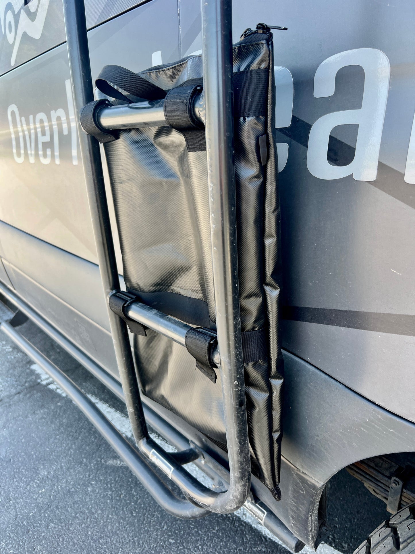 Ladder Trash Bag for Van & Vehicle Rear Ladders - 24 Inch